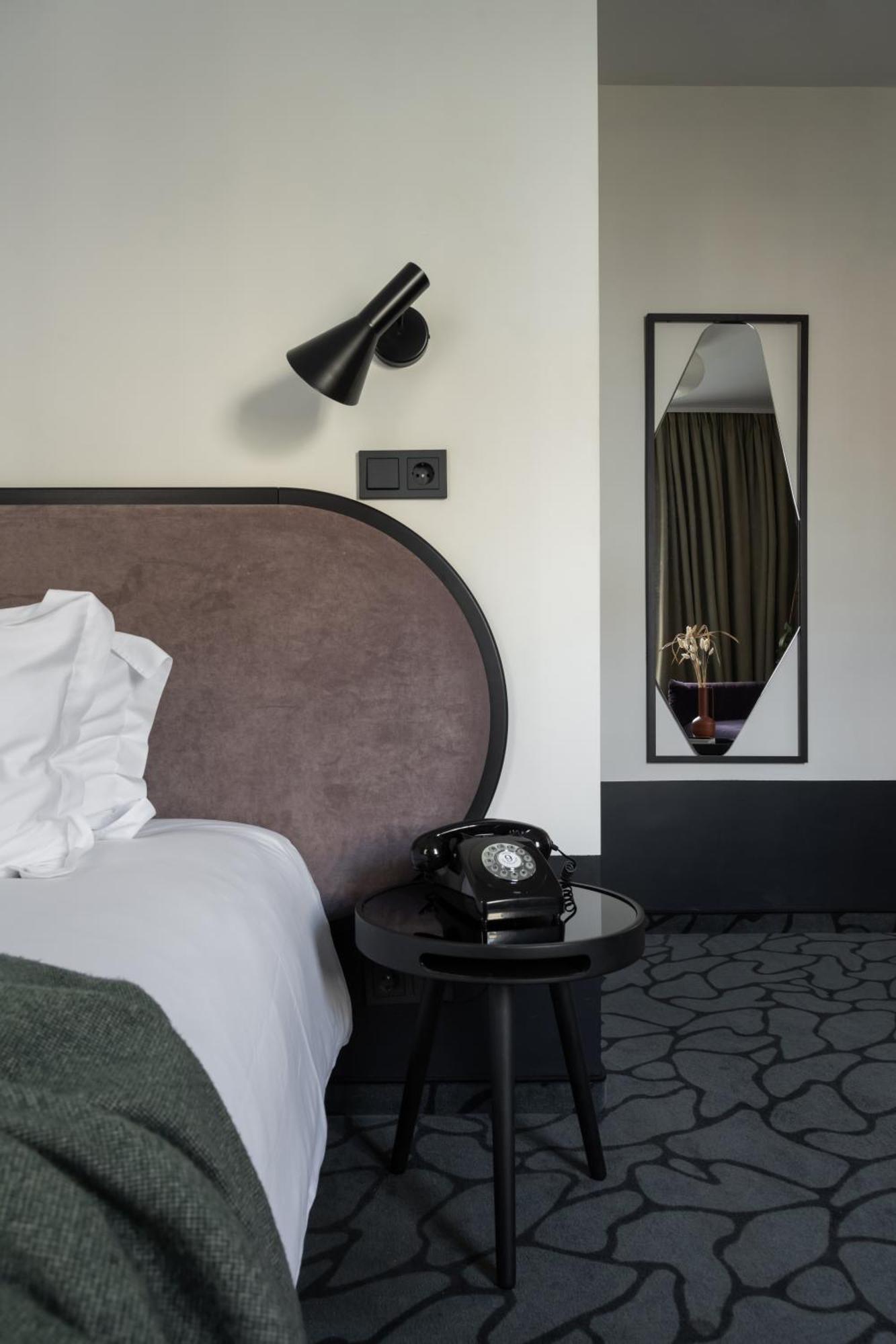 Pavilion Boutique Hotel Belgrade Exterior photo